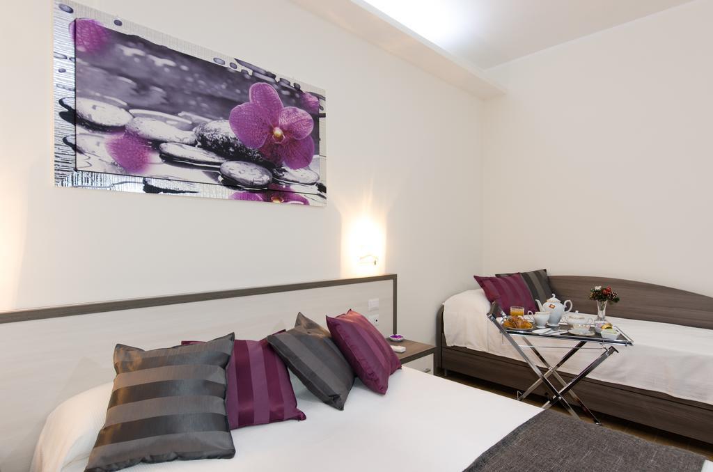 Gemme Di Roma Accomodation Guest House Δωμάτιο φωτογραφία